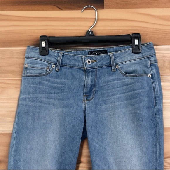 Lucky Brand Lolita Skinny Jeans Sz. 4 Light Wash 27x28 Stretch Tapered Retro Fit - Picture 3 of 6
